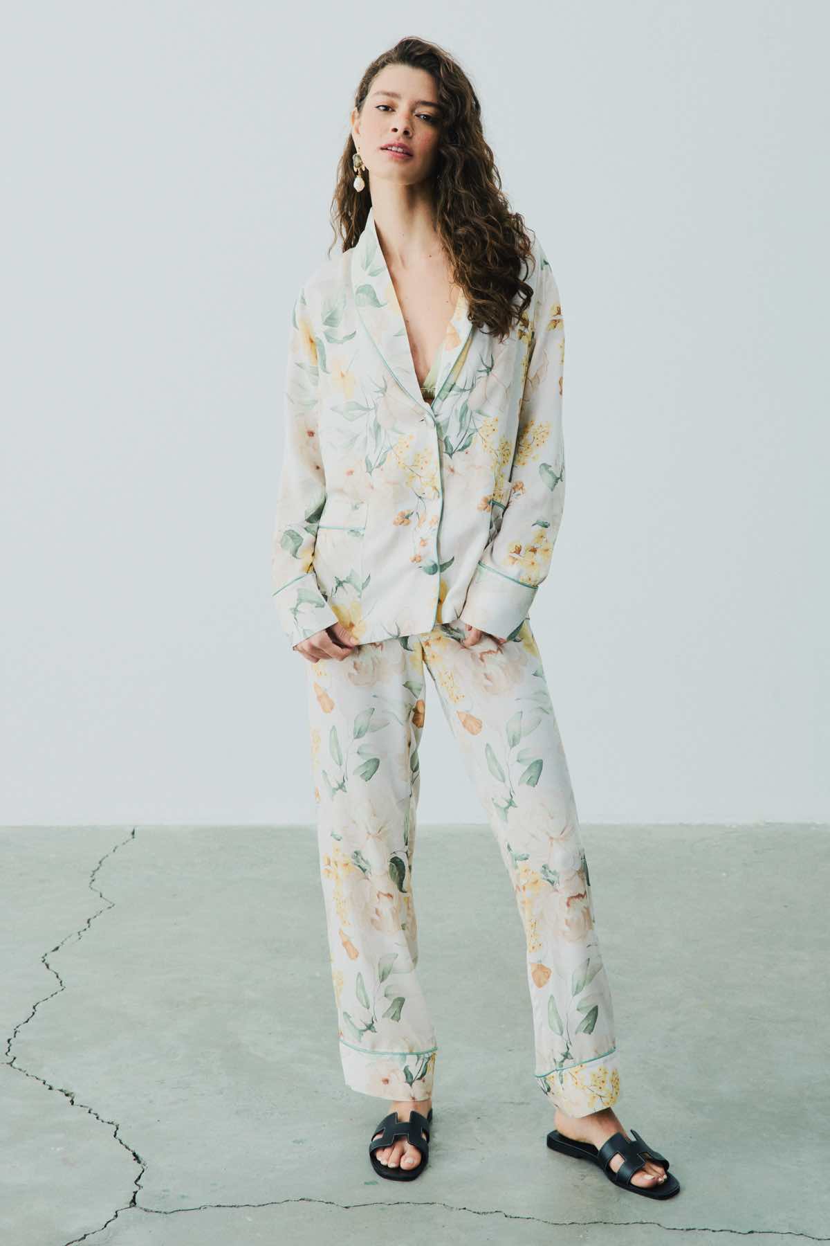 Viskon Çiçekli Charlotte Pijama Takımı